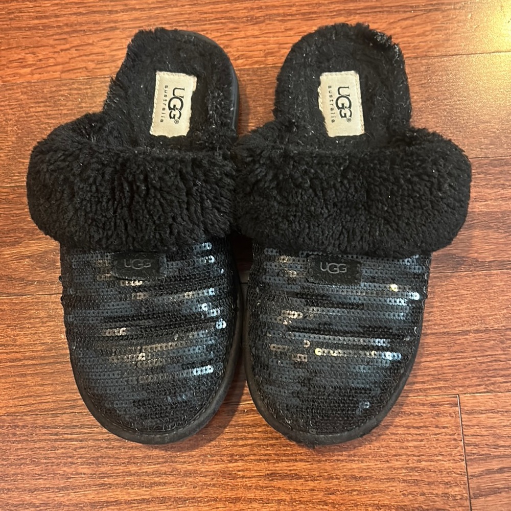 Black Glitter Ugg Slippers